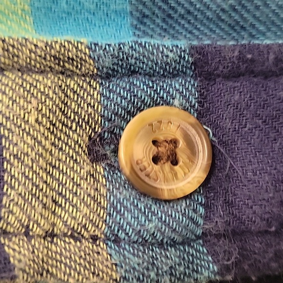 Hollister Button-down Plaid Flannel - Navy/Green - XL - Picture 9 of 13